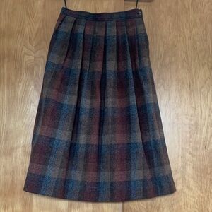 Vintage USA union made Plaid Wool Skirt Signature by Russ Taylor Sz 6